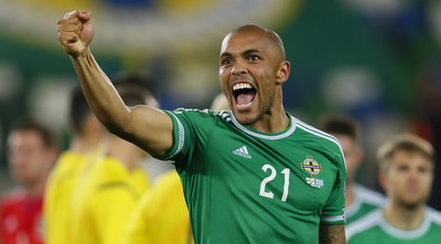 ג&acute;וש מגיניס חוגג (רויטרס)