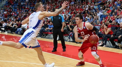 ג´נינג עם הכדור (אורן בן חקון)