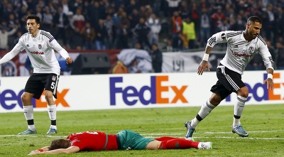 ריקארדו קווארסמה חוגג. בשיקטש לא הצליחה לשמור על היתרון (רויטרס) ריקארדו קווארסמה חוגג. בשיקטש לא הצליחה לשמור על היתרון (רויטרס)