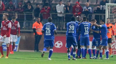 חובאן, אוגו ו-וואקמה מחבקים את ראדי (עמית מצפה) חובאן, אוגו ו-וואקמה מחבקים את ראדי (עמית מצפה)