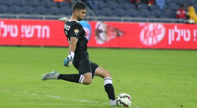 ניב אנטמן. דורה: &qout;בהתחלה היה קשה לזרוק אותו למים העמוקים&qout; (עמית מצפה) ניב אנטמן. דורה: &qout;בהתחלה היה קשה לזרוק אותו למים העמוקים&qout; (עמית מצפה)