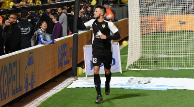 ניקיטה רוקאביציה חוגג בבלומפילד. בעונה הבאה בירוק (נעם מורנו)