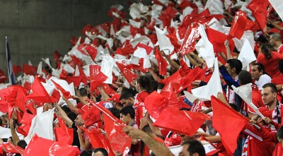 אוהדי הפועל ב&qout;ש (איתי כהן) אוהדי הפועל ב&qout;ש (איתי כהן)