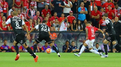 בוזגלו מול הגנת סכנין (מרטין גוטדאמק) בוזגלו מול הגנת סכנין (מרטין גוטדאמק)