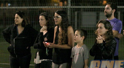 הקהל במתח (משה חרמון)