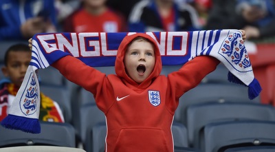 הקהל האנגלי לפני המשחק מול פורטוגל  (רויטרס)