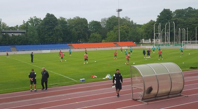 שחקני מכבי חיפה מתאמנים בטאלין (רדיו חיפה) 