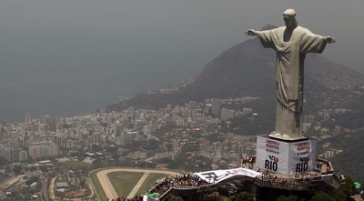 הפסל של ישו (רויטרס) הפסל של ישו (רויטרס)