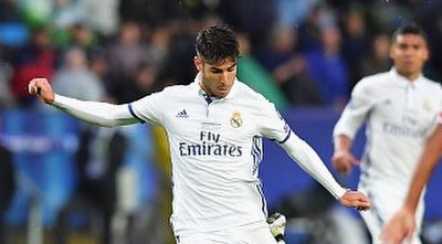 מרקו אסנסיו בועט מרקו אסנסיו בועט