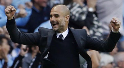 פפ גווארדיולה . חלק רשימת המפרגנים הגדולה לבופון (רויטרס)