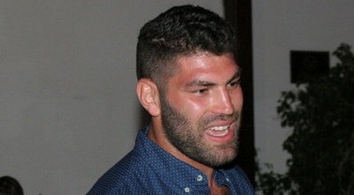 אורי ששון. &qout;רק עכשיו מתחיל לעכל, אשתדל להיות אותו בן אדם&qout; (משה חרמון) אורי ששון. &qout;רק עכשיו מתחיל לעכל, אשתדל להיות אותו בן אדם&qout; (משה חרמון)