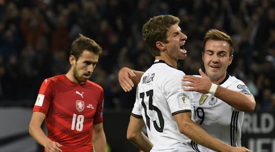 מולר וגצה חוגגים (רויטרס)