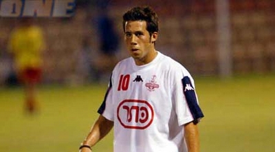 יוסי רוזן. יעבור לקבוצה של זינו? (מערכת ONE) יוסי רוזן. יעבור לקבוצה של זינו? (מערכת ONE)