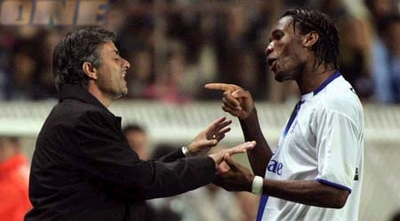 דרוגבה ומוריניו חוגגים ניצחון לצ´לסי בפתיחת ליגת האלופות (רויטרס) (ONE) דרוגבה ומוריניו חוגגים ניצחון לצ´לסי בפתיחת ליגת האלופות (רויטרס) (ONE)