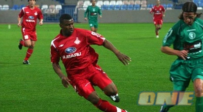 זיטו אוגבונה: &qout;מאחל להפועל שתגיע הכי רחוק שאפשר באירופה&qout; זיטו אוגבונה: &qout;מאחל להפועל שתגיע הכי רחוק שאפשר באירופה&qout;