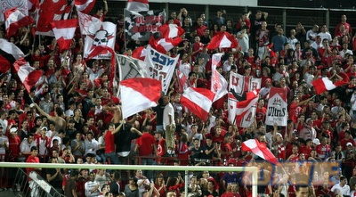 אוהדי הפועל ת&qout;א (גבע) (ONE)