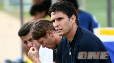 גיא עזורי. עוזב את בית