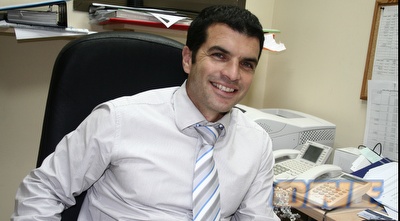 יריב טפר . מכוון לשיתוף פעולה (מיכה בננו)