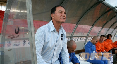 אלי כהן כשאימן את בני יהודה. לא הסתדר עם אבו סיאם אלי כהן כשאימן את בני יהודה. לא הסתדר עם אבו סיאם