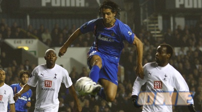 דה לה רד (רויטרס)