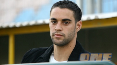 שלומי ארבייטמן. ישב על הספסל כל 90 הדקות (גבע תלם) שלומי ארבייטמן. ישב על הספסל כל 90 הדקות (גבע תלם)