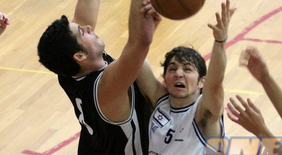 עומר רוב. קלע 11 נקודות באחוזים טובים מהשדה