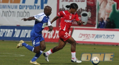 ג´ון קולמה בקדנציה הראשונה בסכנין. יחזור לדוחא? (עמית מצפה)