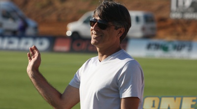 אלי אוחנה. ימשיך למרות חוסר ההצלחה של הנבחרת (עמית מצפה)