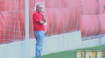 משה תאומים (ONE)