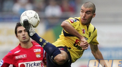 ג´רום לרואה. מתקמבק (רויטרס) ג´רום לרואה. מתקמבק (רויטרס)