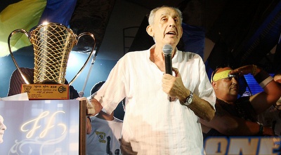 ערב הוקרה לרלף קליין (ניר בוקסנבאום) ערב הוקרה לרלף קליין (ניר בוקסנבאום)