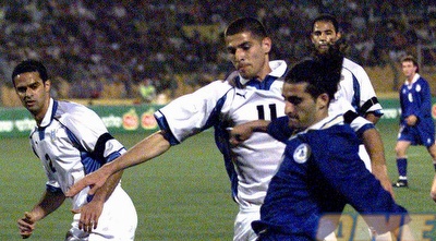 נמני במדי נבחרת ישראל. יש לו זכרונות טובים מהבריכה בפארק דה פראנס (רויטרס)