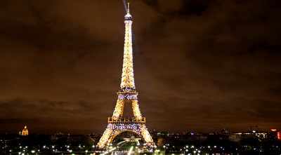 מגדל אייפל (רויטרס) מגדל אייפל (רויטרס)