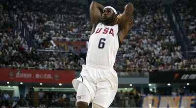 לברון ג'יימס. מודל לחיקוי  (רויטרס )