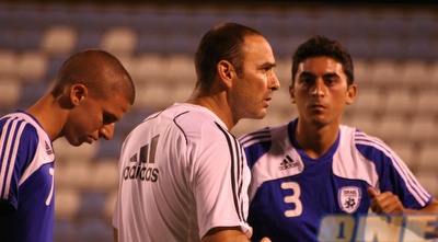 מוטי איווניר. מגבש את ההרכב (אמיר לוי)