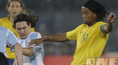 מסי ורונאלדיניו (רויטרס)