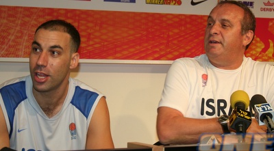 צביקה שרף ומאיר טפירו (איתי חסיד) צביקה שרף ומאיר טפירו (איתי חסיד)