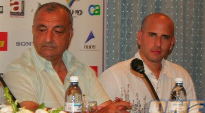 משה חביב והספונסר החדש של האיגוד (איתי חסיד)