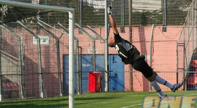 שחר שמש שוער בית&qout;ר שמשון (איתי חסיד)