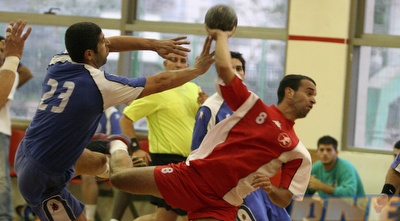 טל בלכר נעצר על ידי ולדימיר אסטיקוב (תומר גבאי) טל בלכר נעצר על ידי ולדימיר אסטיקוב (תומר גבאי)