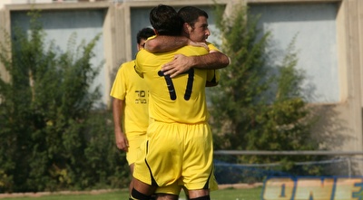 שחקני יהוד חוגגים יתרון מפתיע (עדי בן ברון)