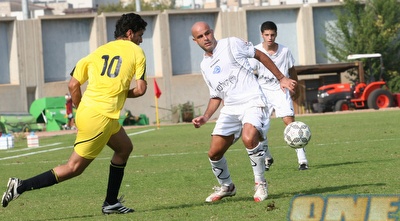 יוסי אבוקסיס מול יניב זובייר מיהוד. תואר ראשון ליפו (עדי בן ברון)