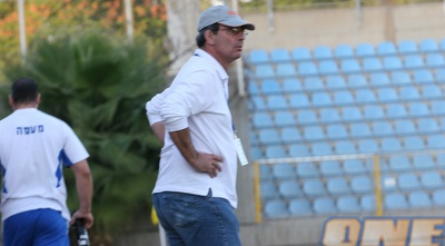 שיימן על הספסל של הרצליה. החליף את לחמן (עדי בן ברון)