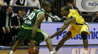 דריק שארפ מול קוק (אמיר לוי)