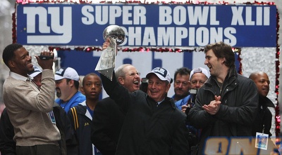 הג'איינטס חוגגים אליפות עם ראש העיר בלומברג (gettyimages)