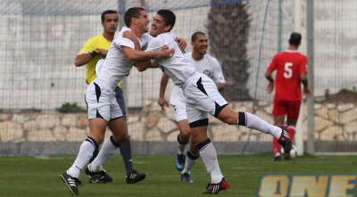 גרזיץ´ בריקוד חינני. אין שמות מפוצצים (עמית מצפה) גרזיץ´ בריקוד חינני. אין שמות מפוצצים (עמית מצפה)