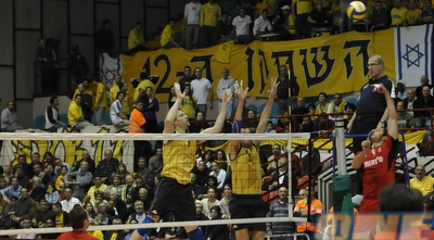 גמר גביע המדינה בכדורעף: מכבי ת&qout;א - מטה אשר (אלעד ירקון)