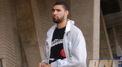 סיומונס. מחכה להכיר את חבריו החדשים ומקווה לעונה טובה (שי לוי) סיומונס. מחכה להכיר את חבריו החדשים ומקווה לעונה טובה (שי לוי)