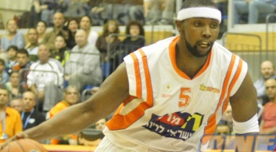 דימרקו ג&acute;ונסון מול רביב לימונד (אמיר לוי)