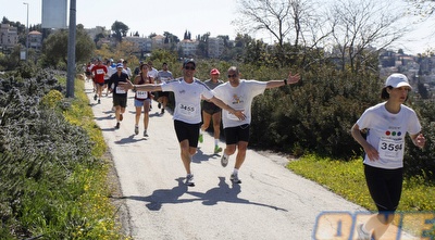 חצי מרתון י-ם (ONE)